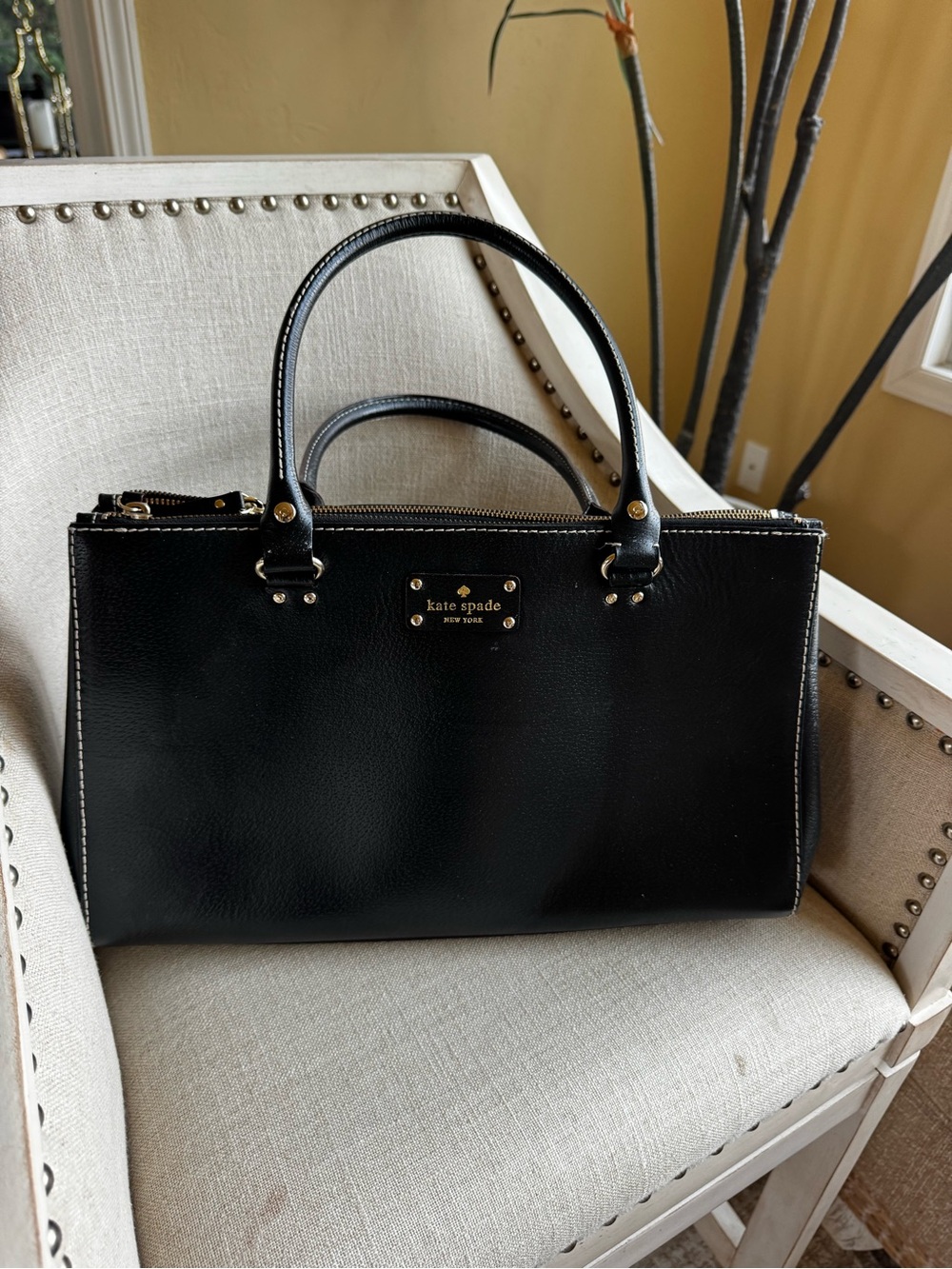kate spade Black shoulder bag with gold chain
